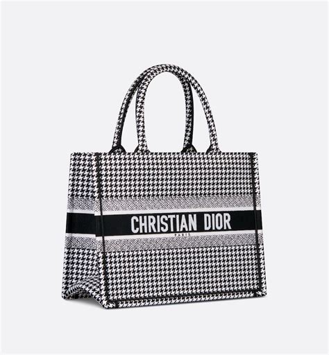 Mittelgroße Dior Book Tote Hahnentrittstickerei in Schwarz und 